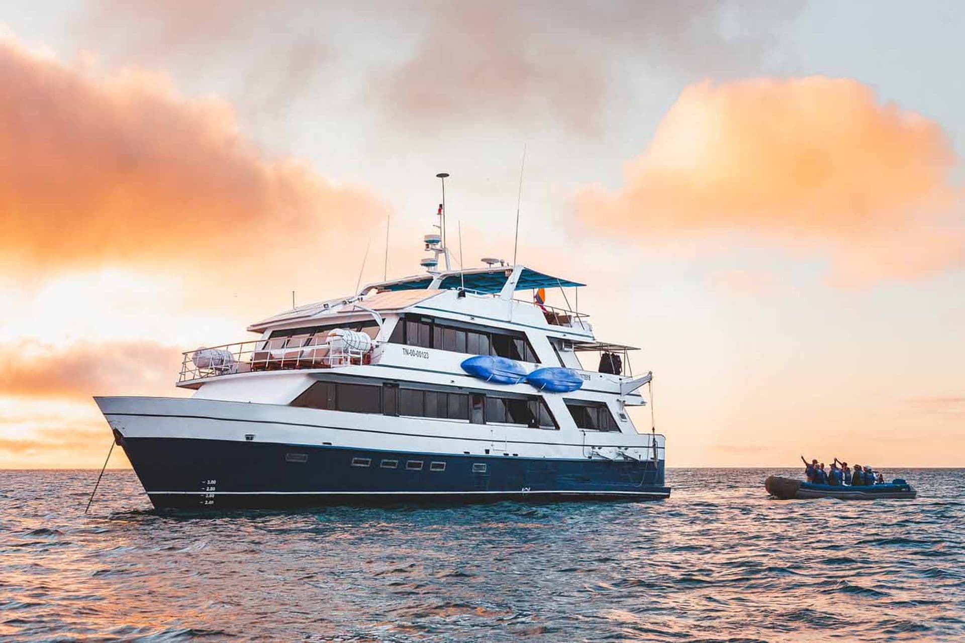 Bonita Galapagos Cruise