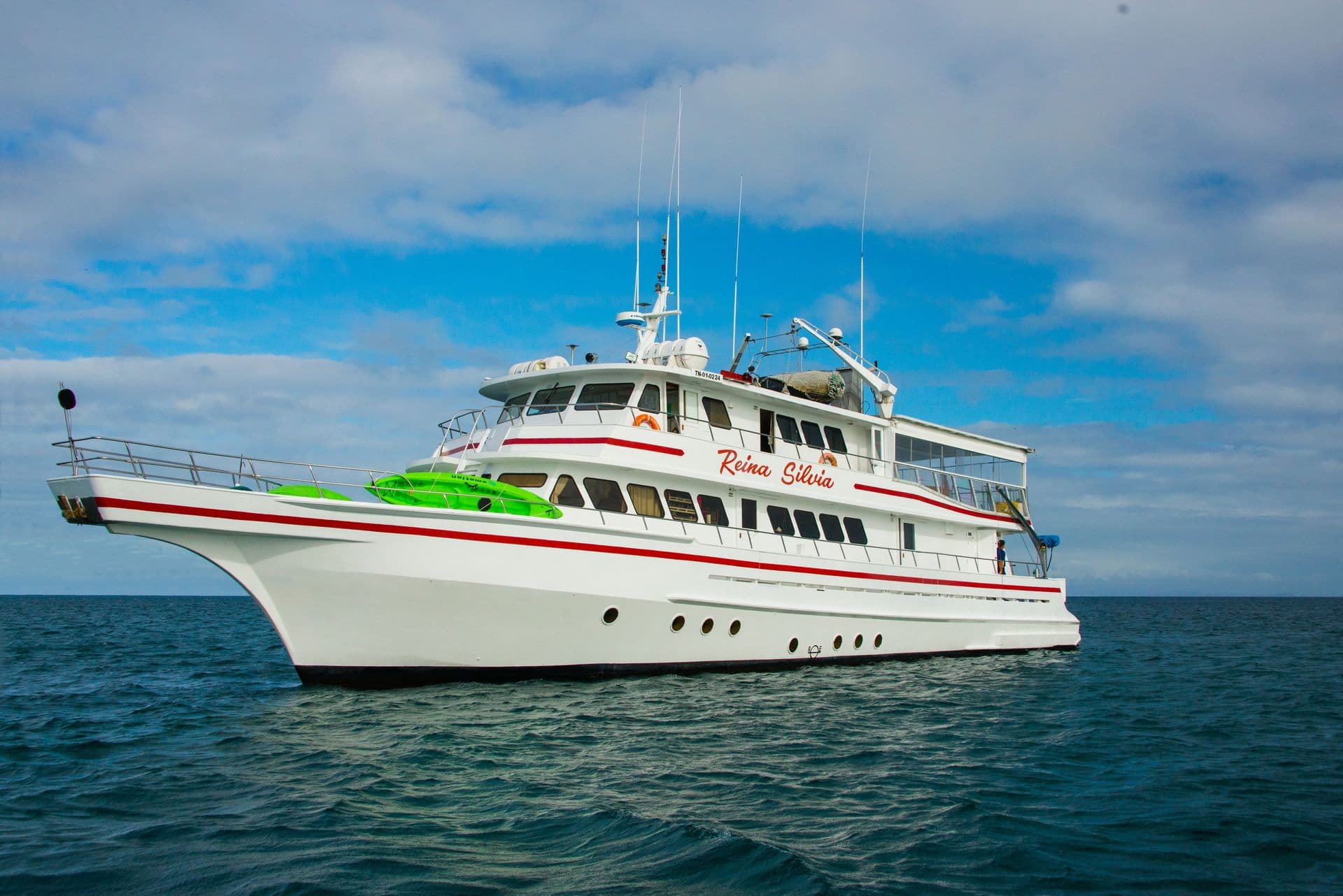 Reina Silvia Galapagos Cruise