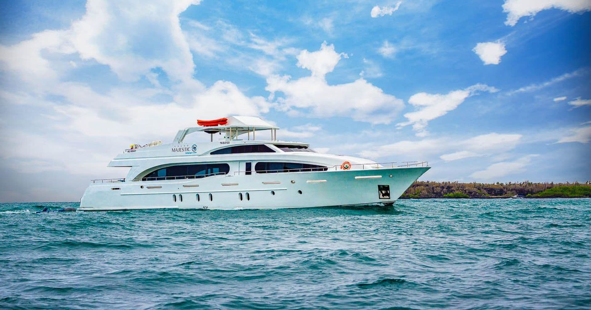 Grand Majestic Galapagos Cruise