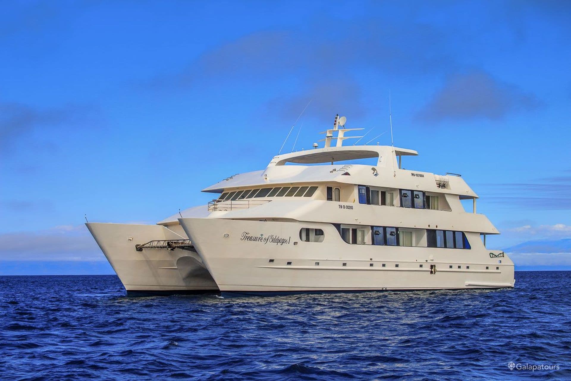Treasure Galapagos Cruise