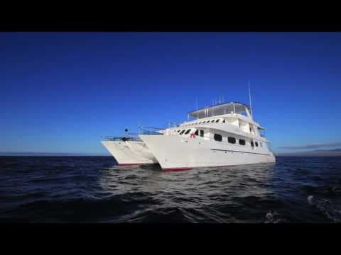 Tip Top II Galapagos Cruise+Flights