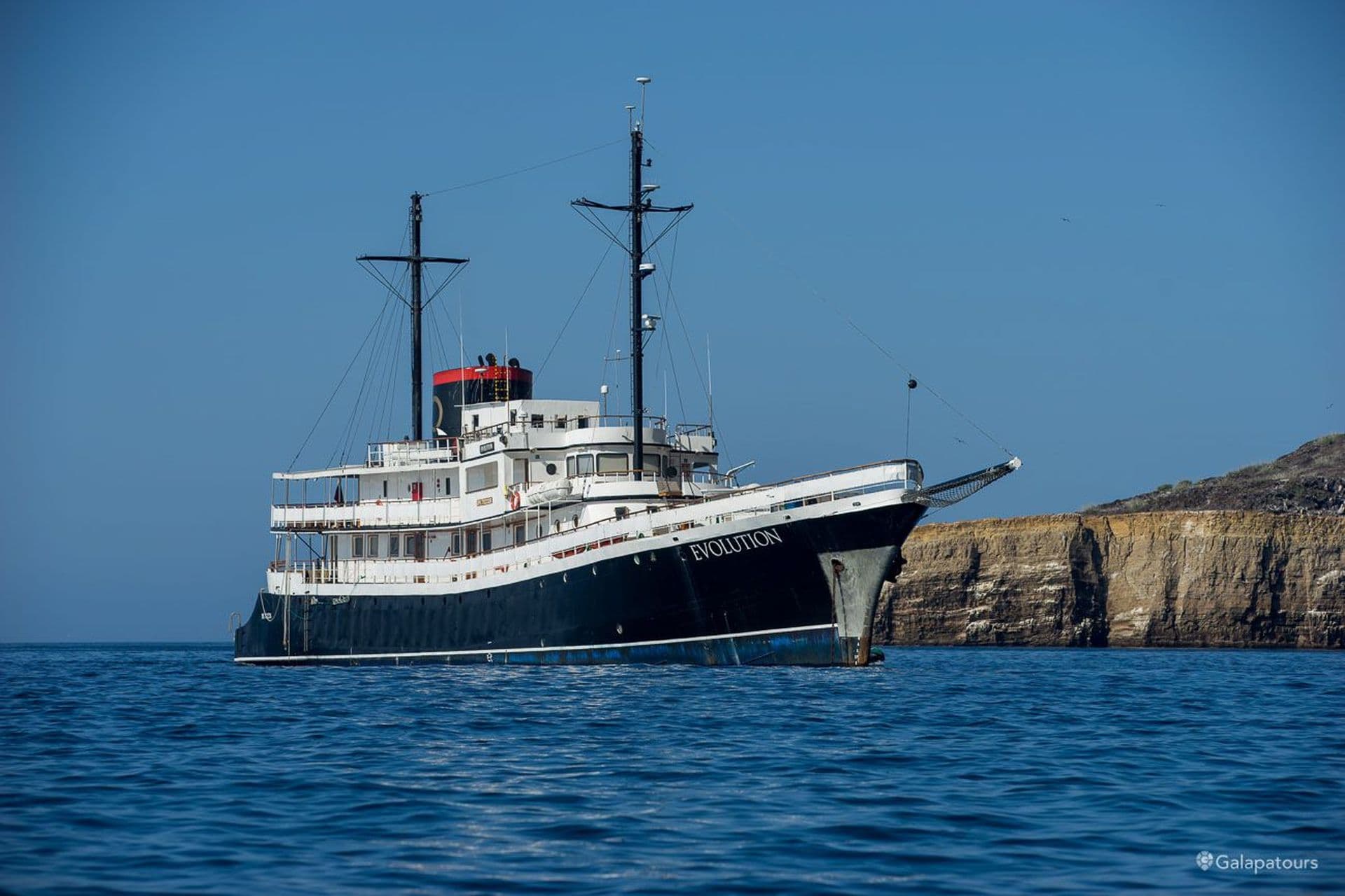 Evolution Galapagos Cruise