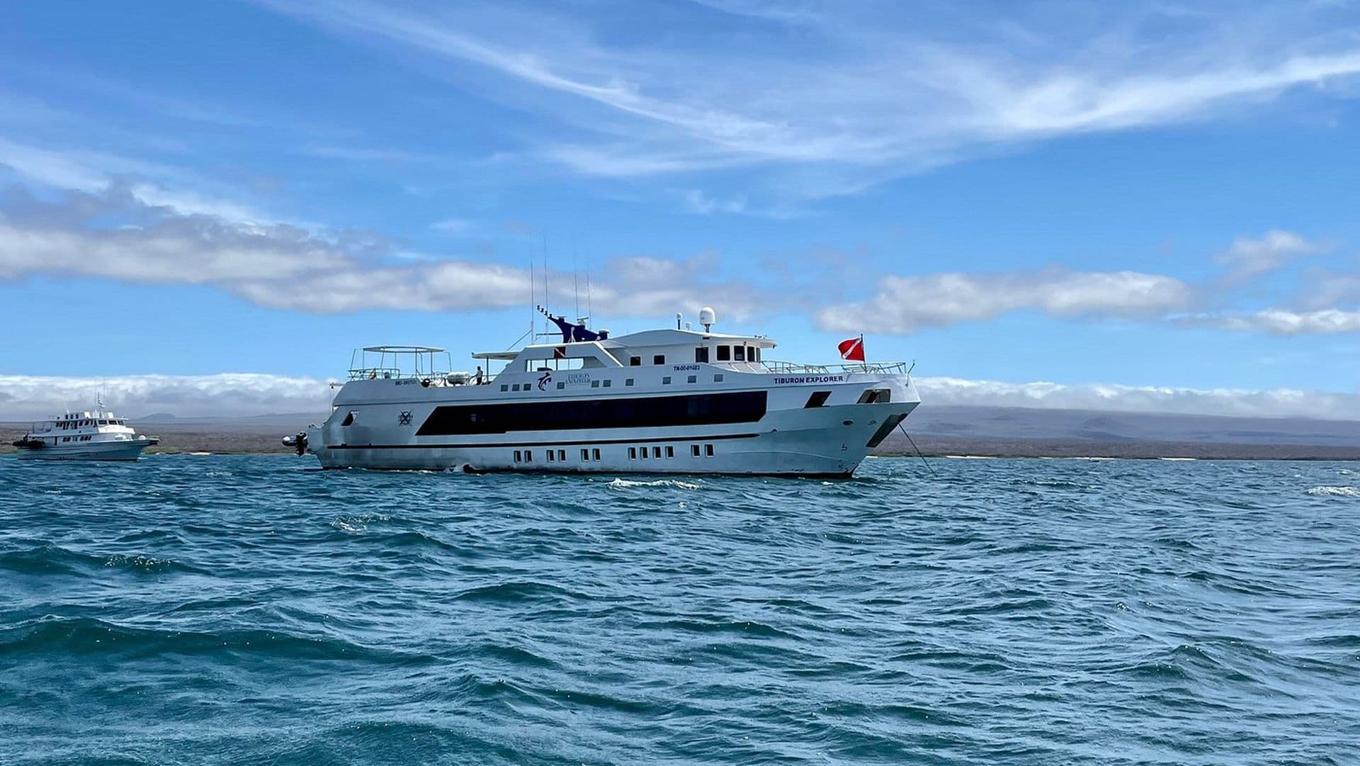 Tiburon Explorer Galapagos