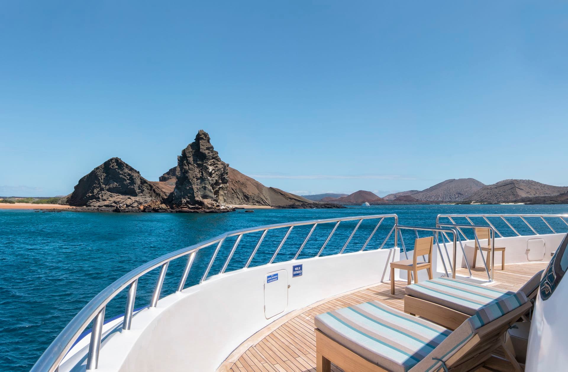 Endemic Galápagos Cruise