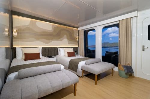 Galaxy Sirius Cabins