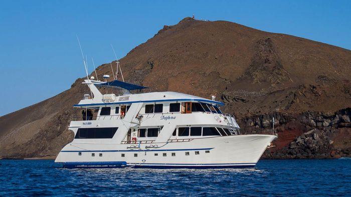 Grand Daphne Galapagos Cruise