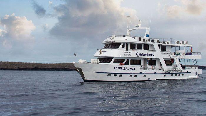 Estrella del Mar Galapagos Cruise+Flights