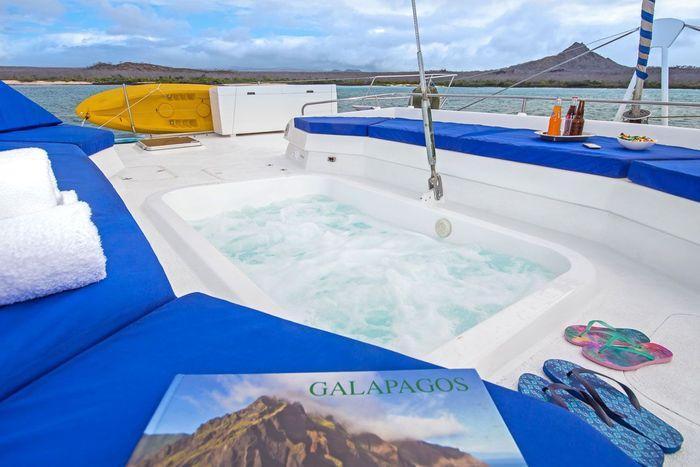 Nemo III Galapagos Cruise